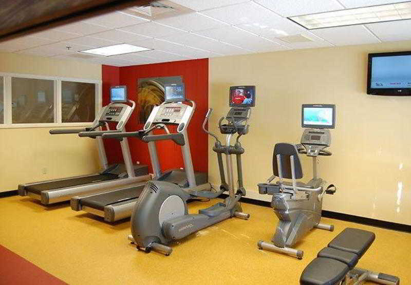 Courtyard By Marriott New Haven Orange Hotel Екстериор снимка